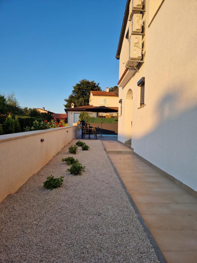 Villa Castanea - Kuca Za Odmor S Bazenom