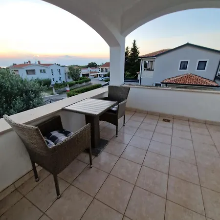 Villa Castanea - Kuca Za Odmor S Bazenom Kukci Kültér fotó